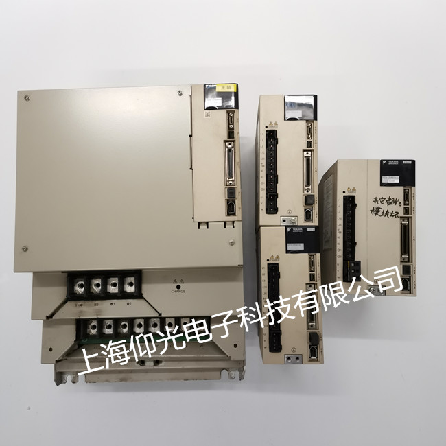 YASKAWA安川伺服驅(qū)動器維修,SGD7S-590A00A002顯示報(bào)警號
