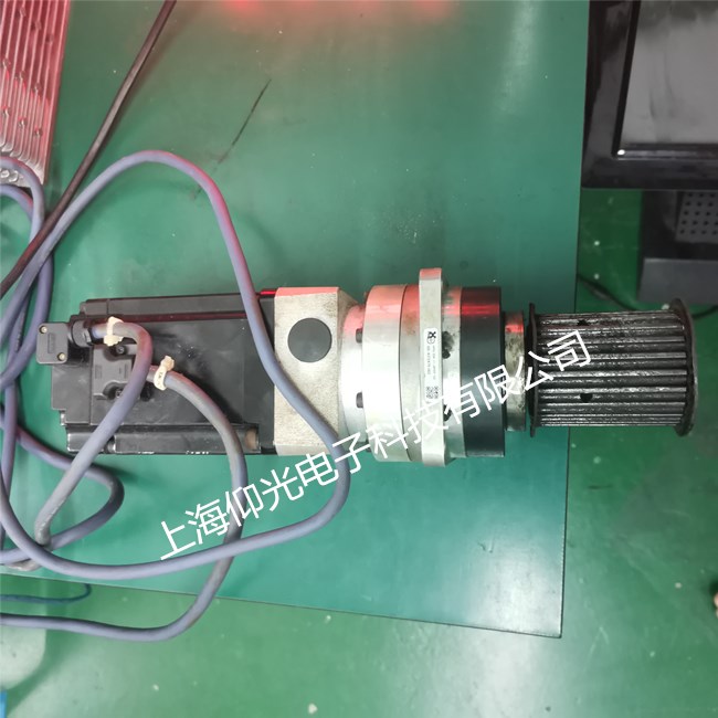 安川伺服電機維修SGMJV-08AAAHB61運轉(zhuǎn)無力卡死