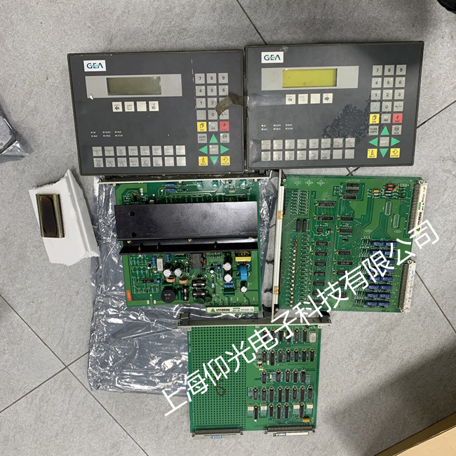 CAT卡特彼勒EMCP4.2發(fā)電機(jī)機(jī)組控制器維修